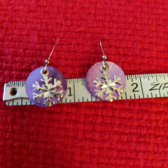 Silvervand Purple Snowflake Earrings - Picture 5 of 11
